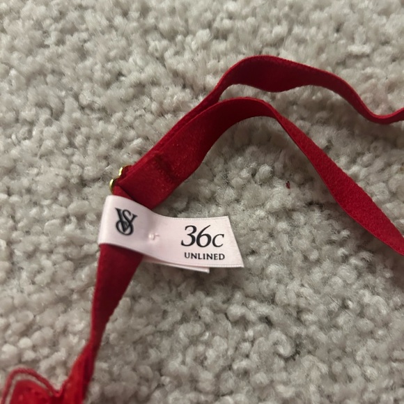 Victoria secret unlined bralette - Picture 3 of 3